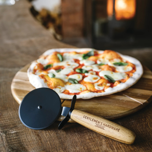 Gentlemen's hardware daska i nož za pizzu 2