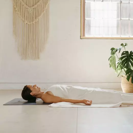 Lotuscrafts deka za jogu savasana, bež 3