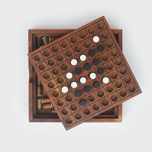 Igra reversi 2