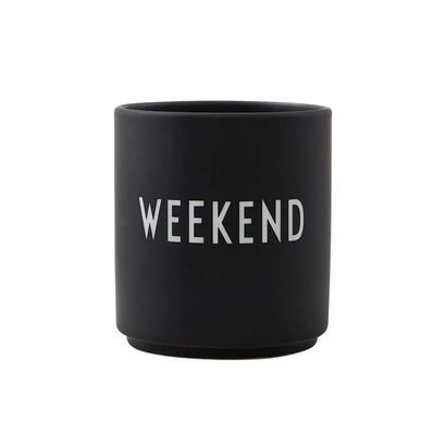Design letters šalica weekend black