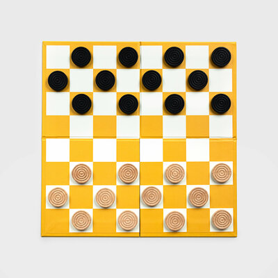 Suck igra checkers u knjizi 2