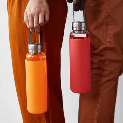 Black+blum staklena boca za vodu orange 1