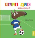 Mali vuk igra nogomet